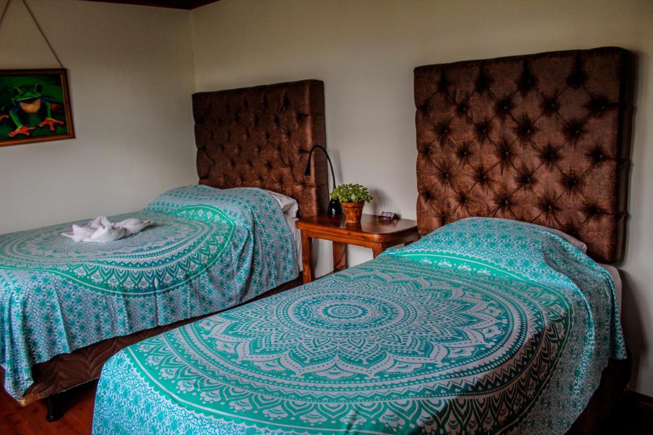 Ciudad Cariari Luna Inn B&B מראה חיצוני תמונה