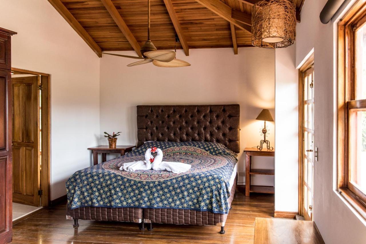 Ciudad Cariari Luna Inn B&B מראה חיצוני תמונה
