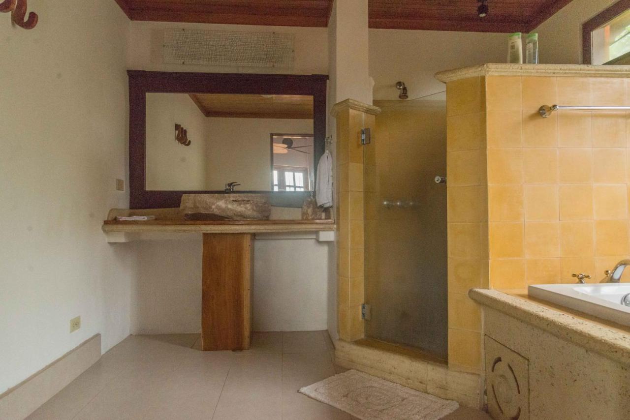Ciudad Cariari Luna Inn B&B מראה חיצוני תמונה