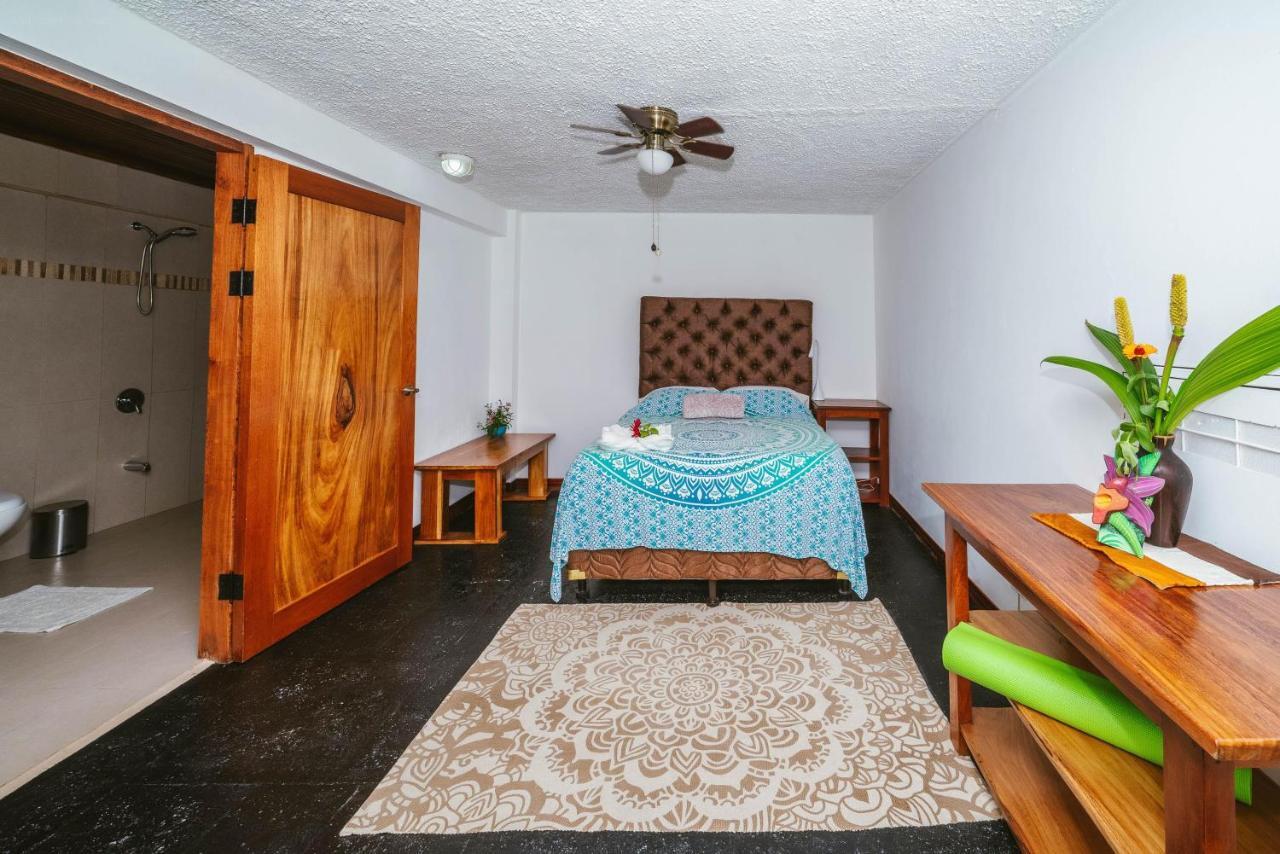Ciudad Cariari Luna Inn B&B מראה חיצוני תמונה