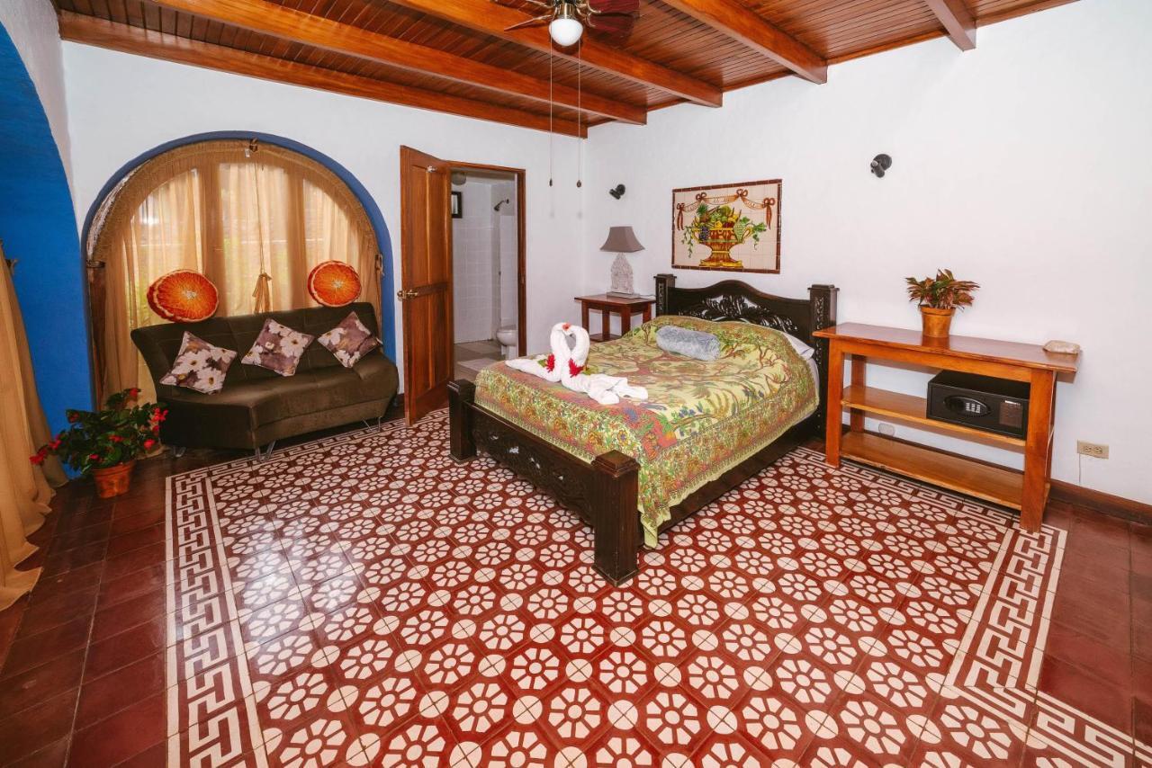 Ciudad Cariari Luna Inn B&B מראה חיצוני תמונה